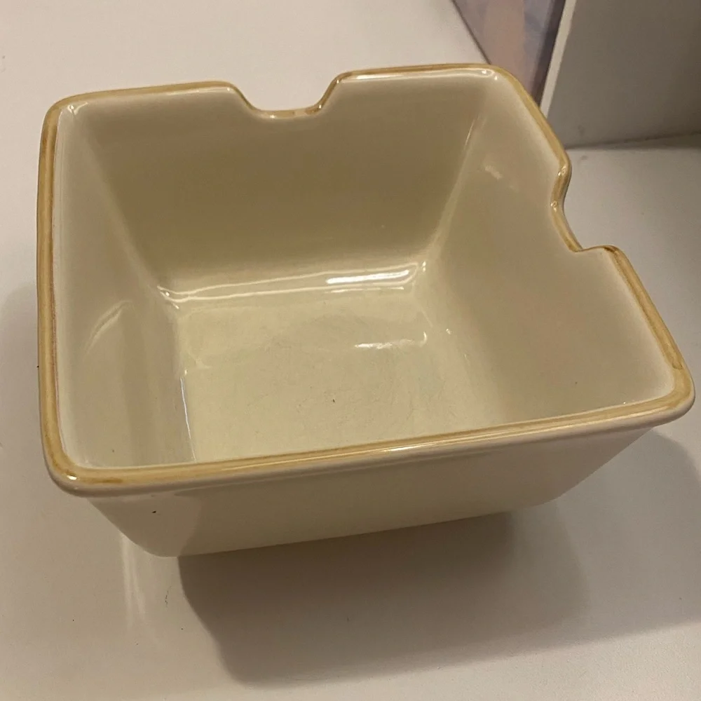 POTTERY BARN ASIAN SQUARE NOODLE BOWL RAMEN BOWL RETIRED DESIGN CHOPSTICK SLOTS